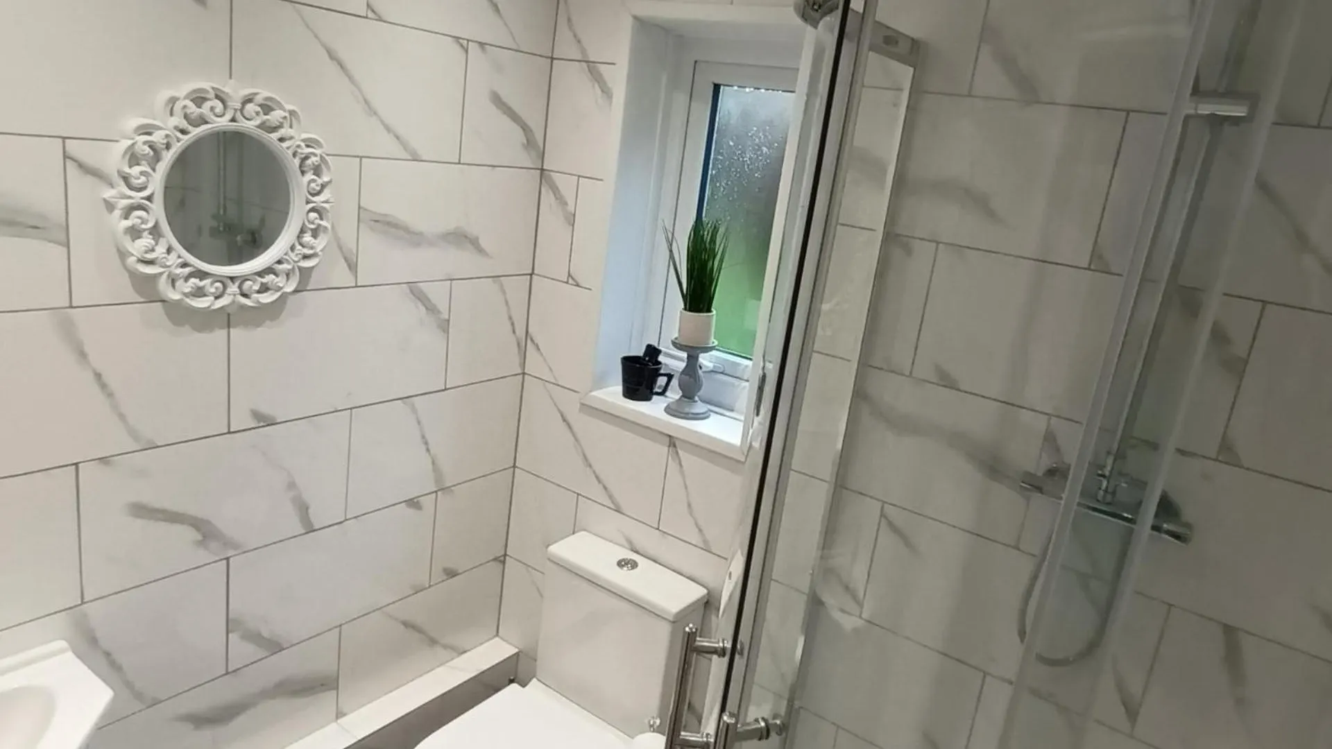 Le Hub - 1Br Apartment - Sleeps 2 - Wifi Leeds