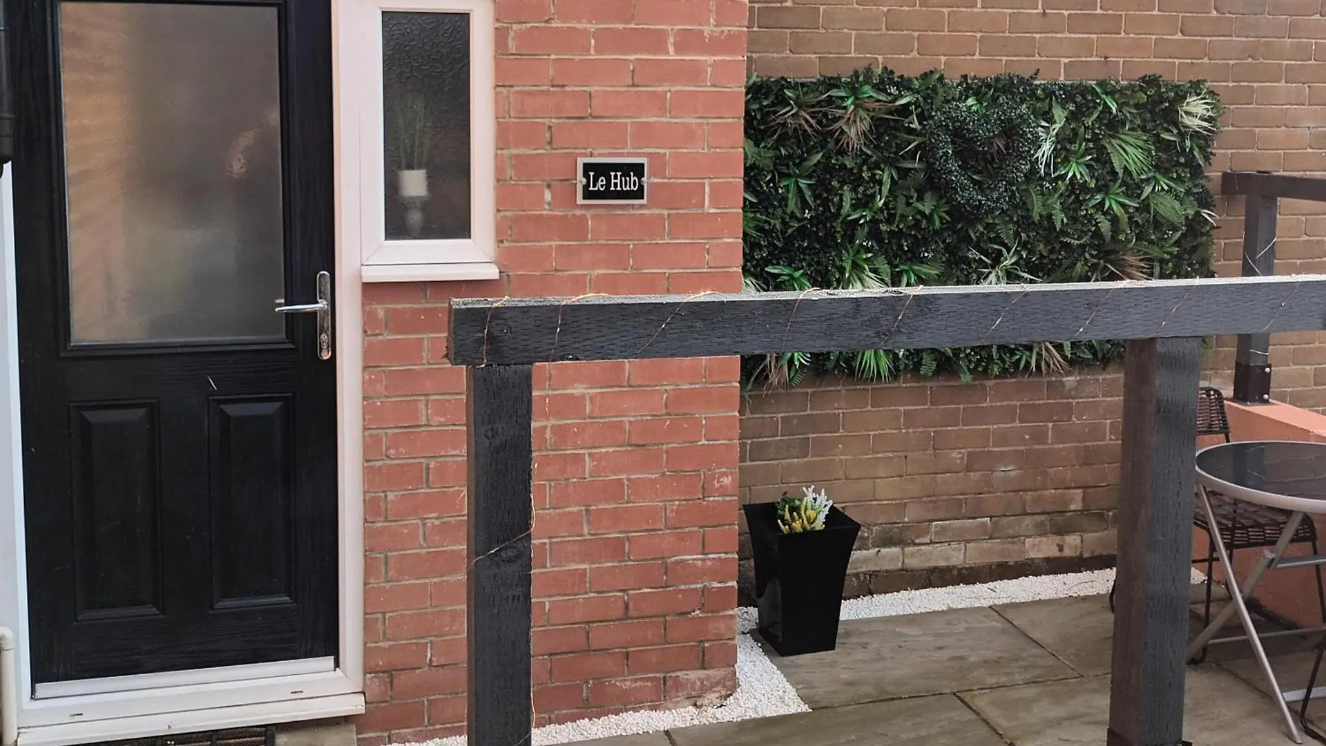 Le Hub - 1Br Apartment - Sleeps 2 - Wifi Leeds