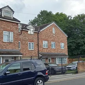 Gasthof Hall 3, Leeds (West Yorkshire)